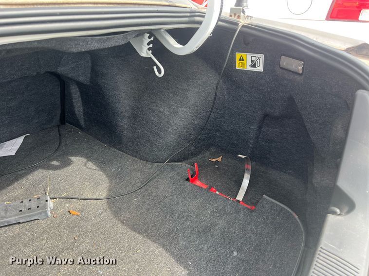 image for item EL5512 2000 Ford Taurus 