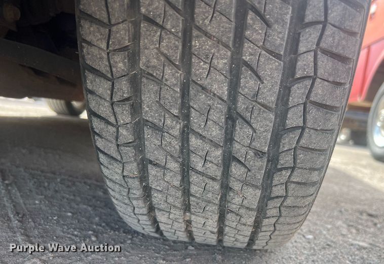 image for item EL5512 2000 Ford Taurus 