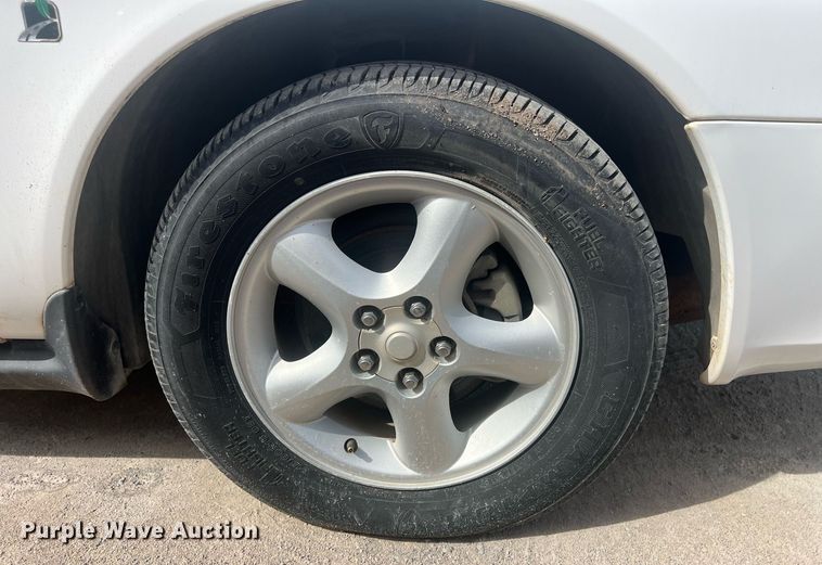 image for item EL5512 2000 Ford Taurus 