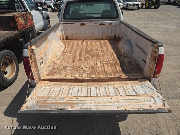 image for item EL5516 1998 Ford F150 pickup truck