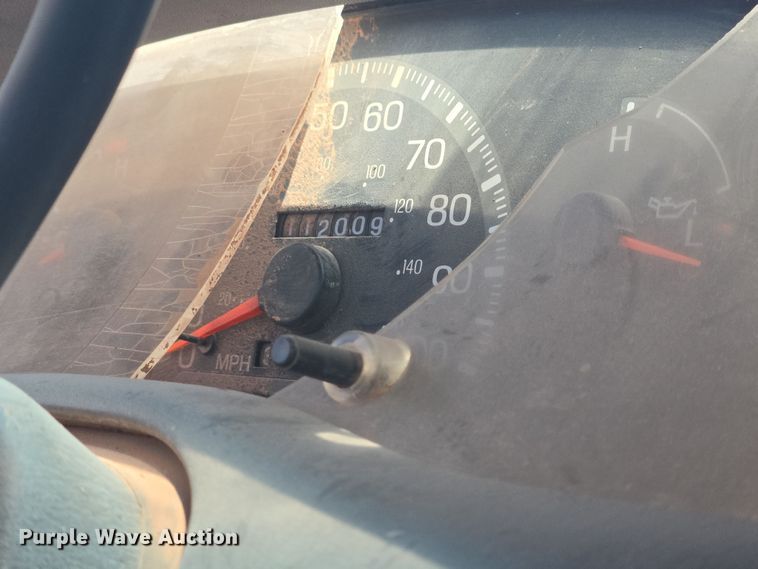 image for item EL5516 1998 Ford F150 pickup truck