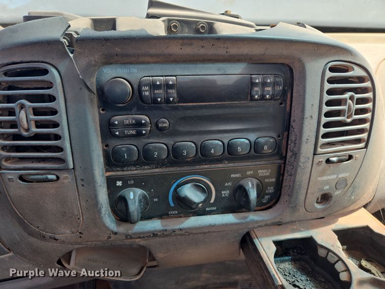 image for item EL5516 1998 Ford F150 pickup truck