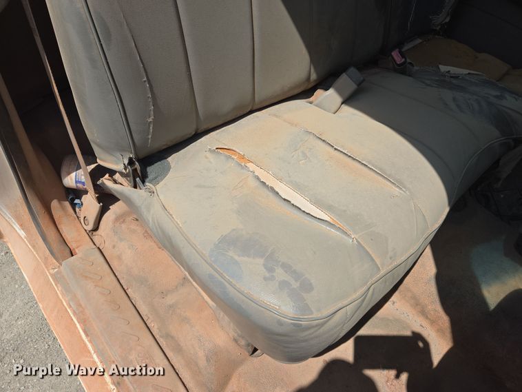 image for item EL5516 1998 Ford F150 pickup truck