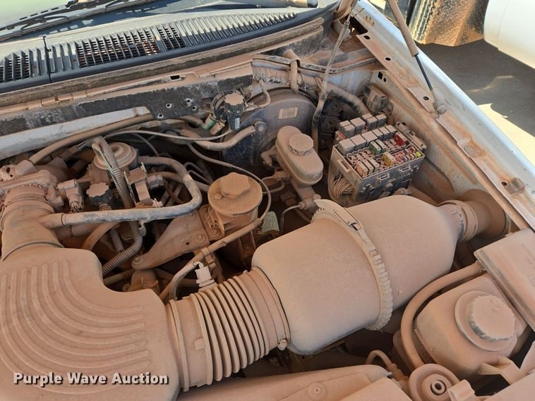 image for item EL5516 1998 Ford F150 pickup truck