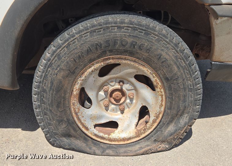 image for item EL5516 1998 Ford F150 pickup truck