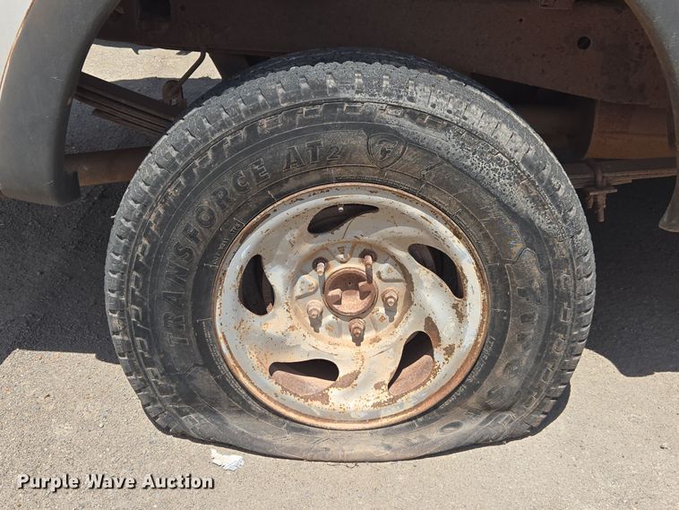 image for item EL5516 1998 Ford F150 pickup truck