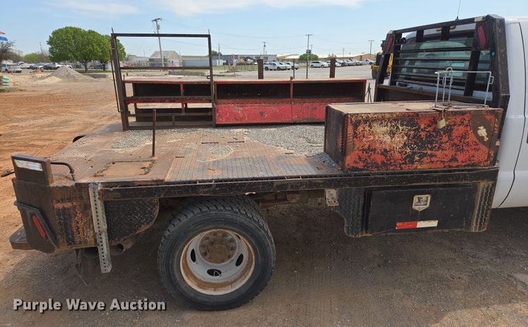 image for item EL5517 2009 Ford F450 SuperDuty flatbed truck