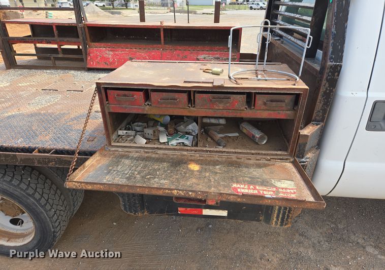 image for item EL5517 2009 Ford F450 SuperDuty flatbed truck