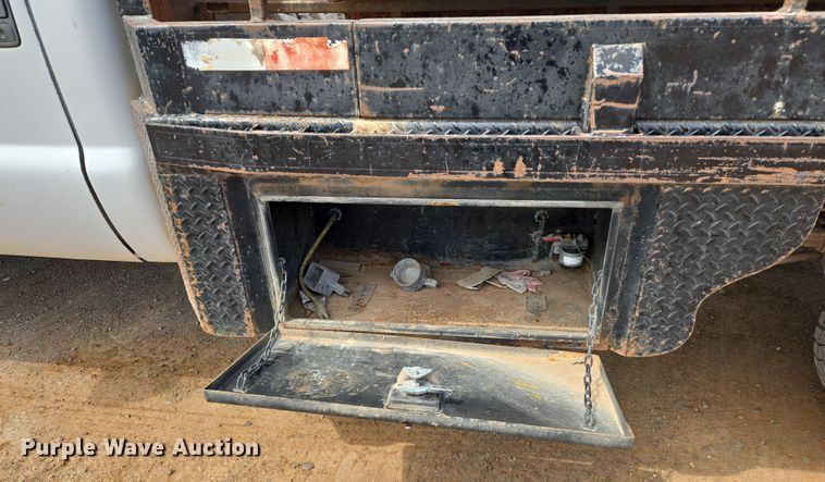 image for item EL5517 2009 Ford F450 SuperDuty flatbed truck