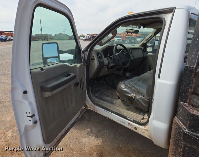 image for item EL5517 2009 Ford F450 SuperDuty flatbed truck