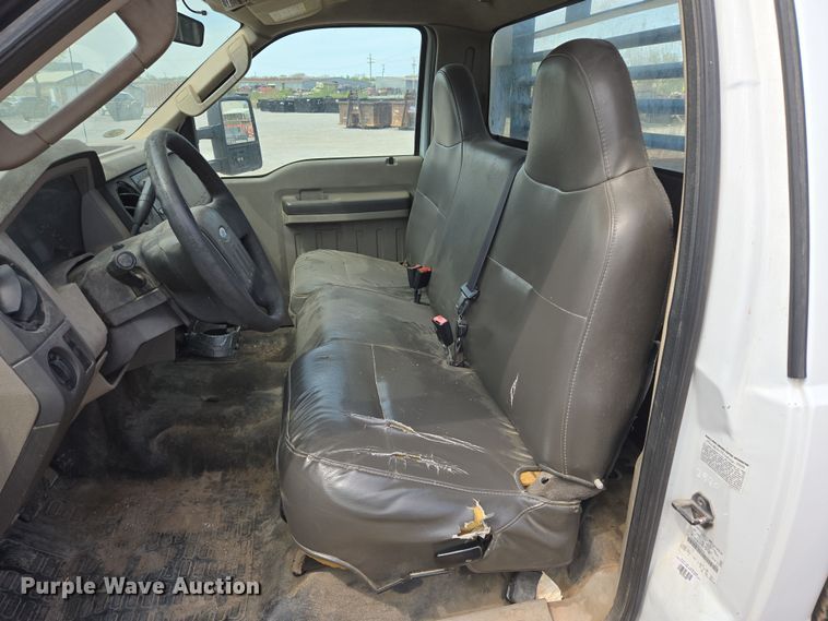 image for item EL5517 2009 Ford F450 SuperDuty flatbed truck