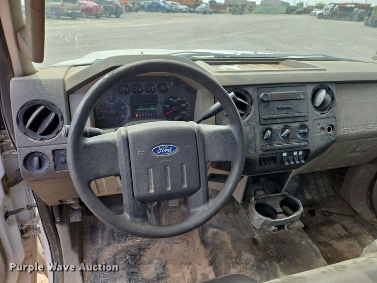 image for item EL5517 2009 Ford F450 SuperDuty flatbed truck