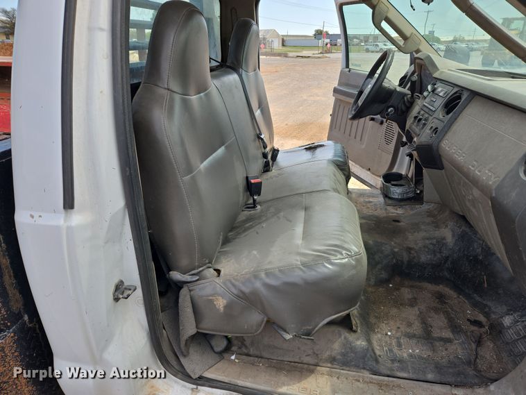 image for item EL5517 2009 Ford F450 SuperDuty flatbed truck