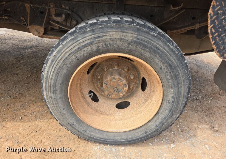 image for item EL5517 2009 Ford F450 SuperDuty flatbed truck