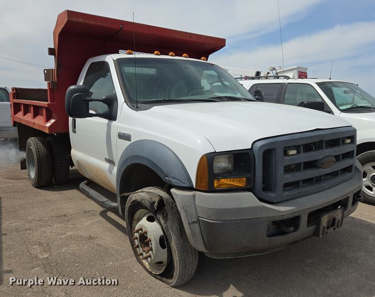 image for item EL5518 2006 Ford F450 Super Duty dump truck