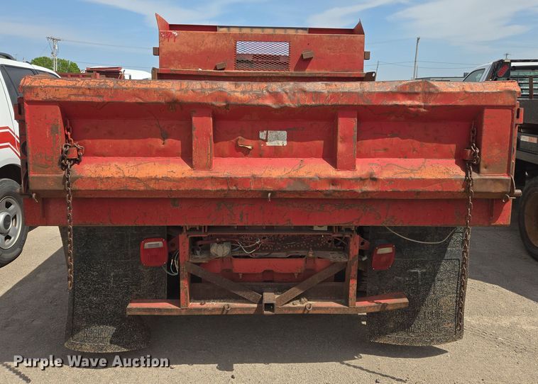 image for item EL5518 2006 Ford F450 Super Duty dump truck