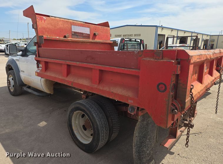 image for item EL5518 2006 Ford F450 Super Duty dump truck