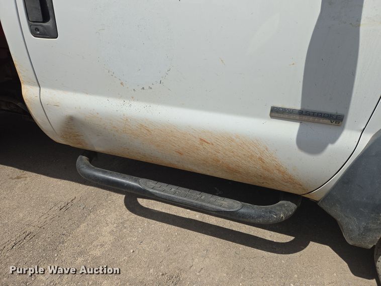 image for item EL5518 2006 Ford F450 Super Duty dump truck