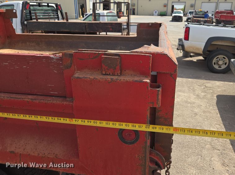 image for item EL5518 2006 Ford F450 Super Duty dump truck