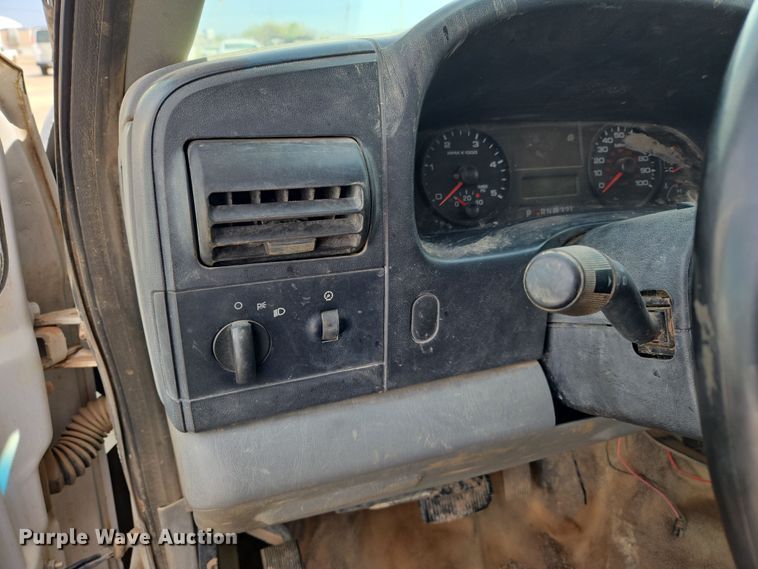 image for item EL5518 2006 Ford F450 Super Duty dump truck