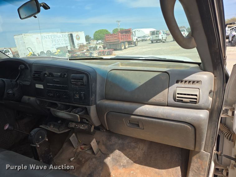 image for item EL5518 2006 Ford F450 Super Duty dump truck