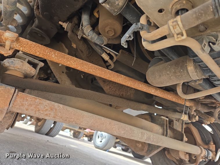 image for item EL5518 2006 Ford F450 Super Duty dump truck