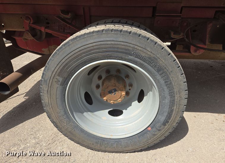 image for item EL5518 2006 Ford F450 Super Duty dump truck