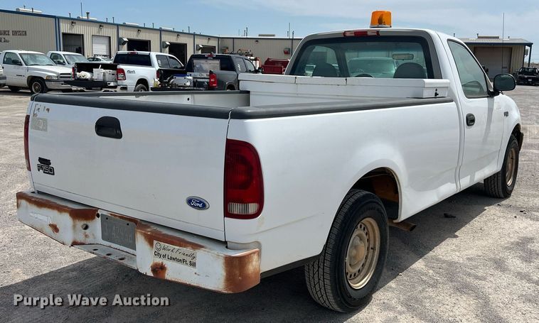 image for item EL5520 1997 Ford F150 pickup truck