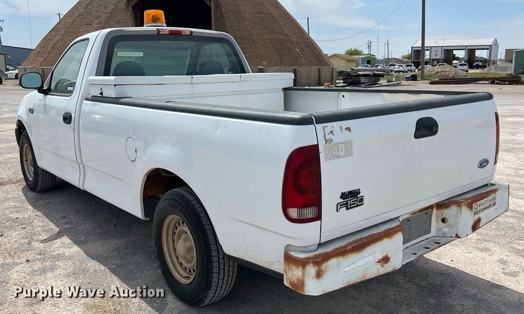 image for item EL5520 1997 Ford F150 pickup truck
