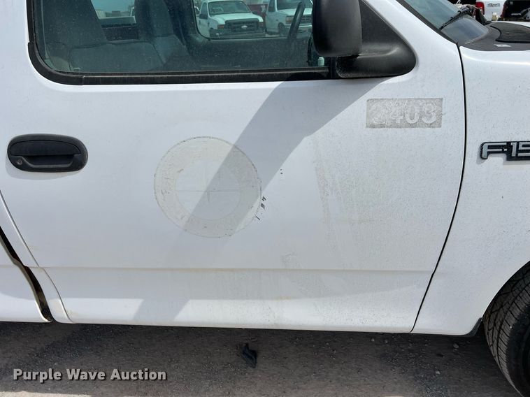 image for item EL5520 1997 Ford F150 pickup truck