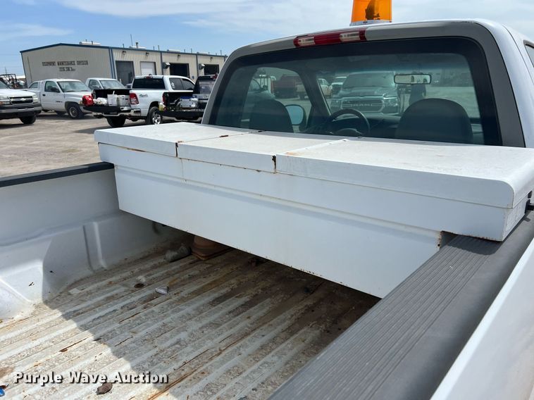 image for item EL5520 1997 Ford F150 pickup truck