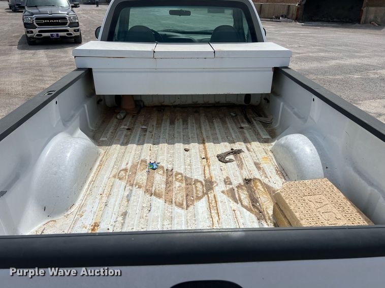 image for item EL5520 1997 Ford F150 pickup truck