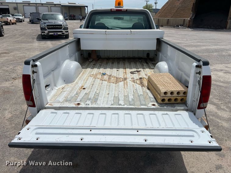 image for item EL5520 1997 Ford F150 pickup truck