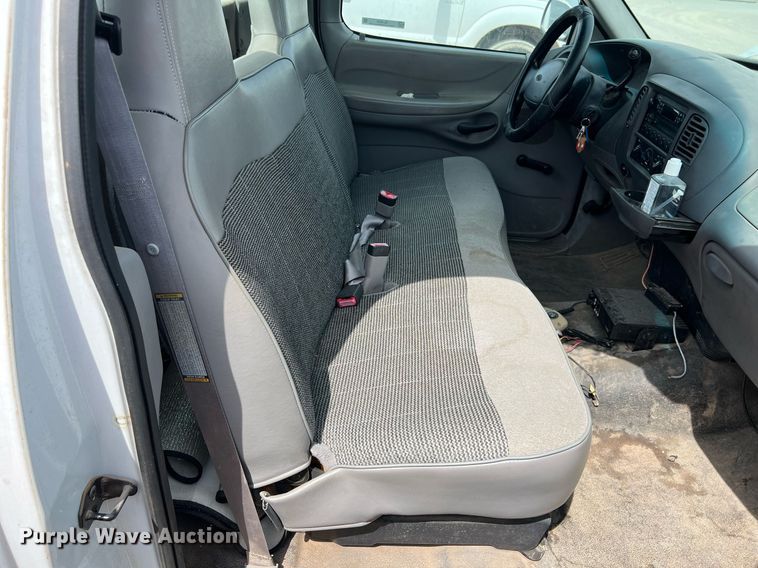 image for item EL5520 1997 Ford F150 pickup truck