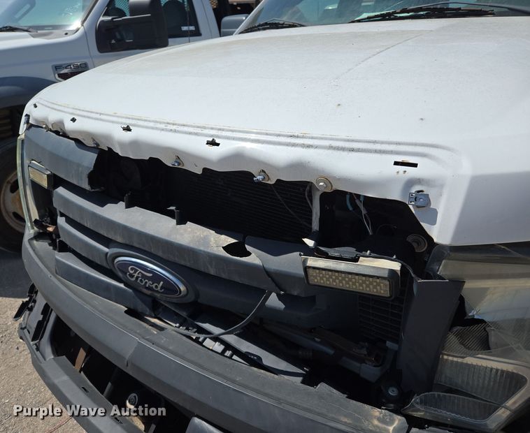 image for item EL5526 2012 Ford F150 SuperCab pickup truck