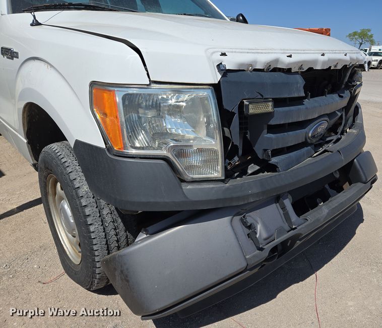 image for item EL5526 2012 Ford F150 SuperCab pickup truck