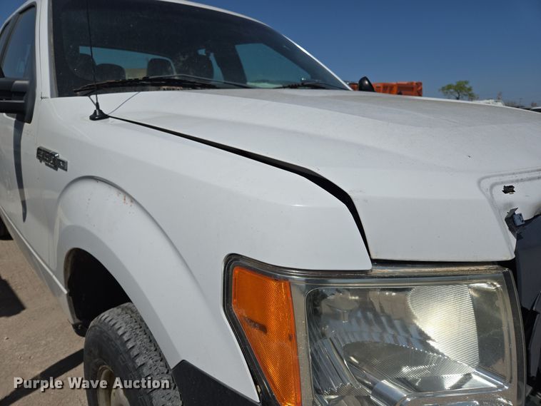 image for item EL5526 2012 Ford F150 SuperCab pickup truck