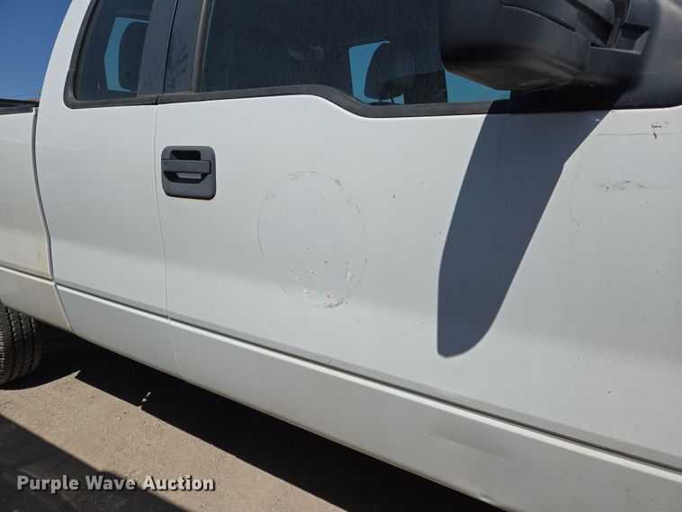 image for item EL5526 2012 Ford F150 SuperCab pickup truck