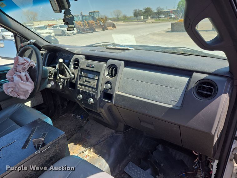 image for item EL5526 2012 Ford F150 SuperCab pickup truck