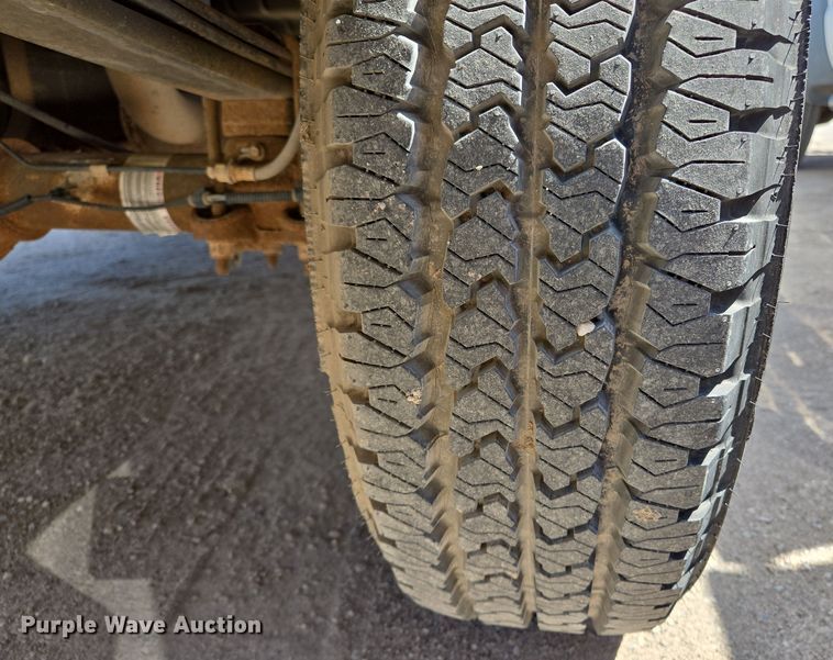 image for item EL5526 2012 Ford F150 SuperCab pickup truck