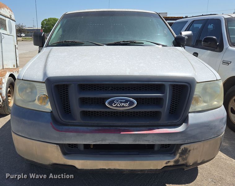 image for item EL5527 2005 Ford F150 SuperCab pickup truck