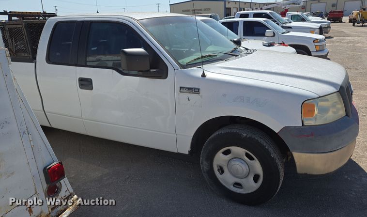 image for item EL5527 2005 Ford F150 SuperCab pickup truck
