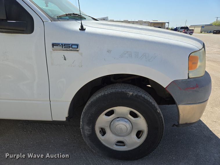 image for item EL5527 2005 Ford F150 SuperCab pickup truck