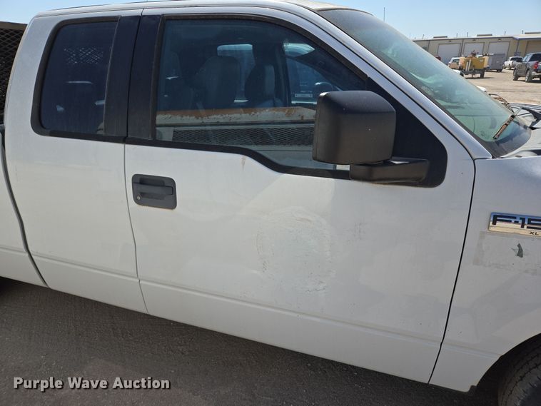 image for item EL5527 2005 Ford F150 SuperCab pickup truck