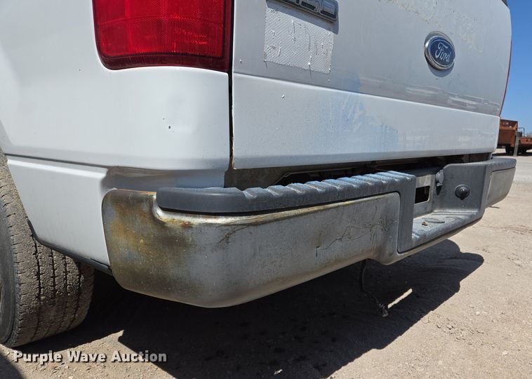 image for item EL5527 2005 Ford F150 SuperCab pickup truck