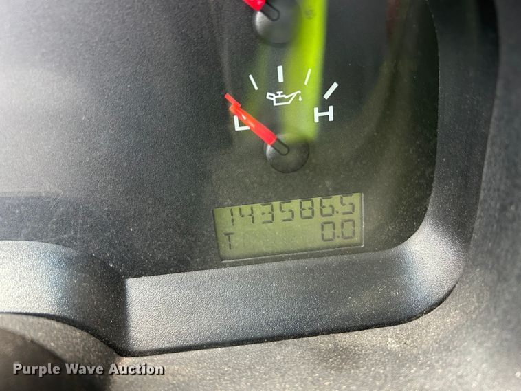 image for item EL5527 2005 Ford F150 SuperCab pickup truck