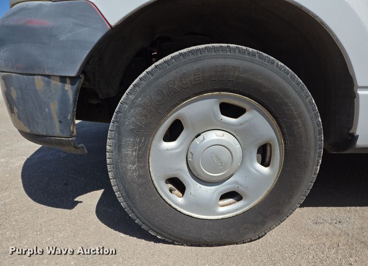 image for item EL5527 2005 Ford F150 SuperCab pickup truck