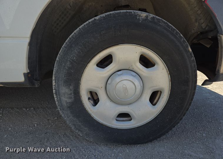 image for item EL5527 2005 Ford F150 SuperCab pickup truck