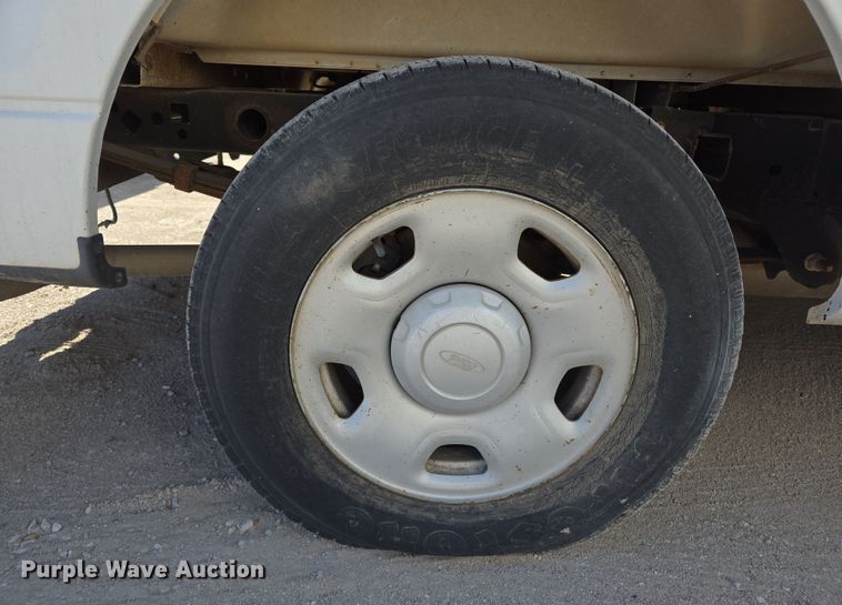 image for item EL5527 2005 Ford F150 SuperCab pickup truck