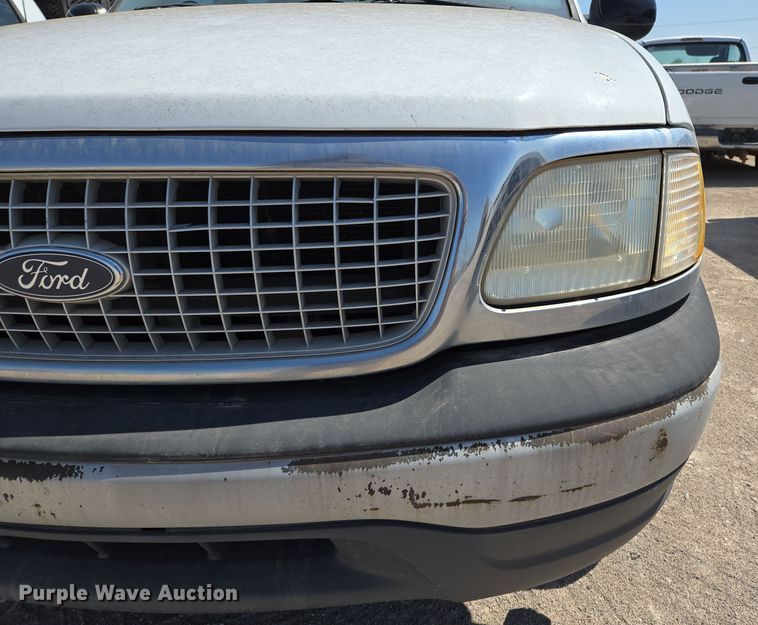 image for item EL5528 1999 Ford Expedition SUV